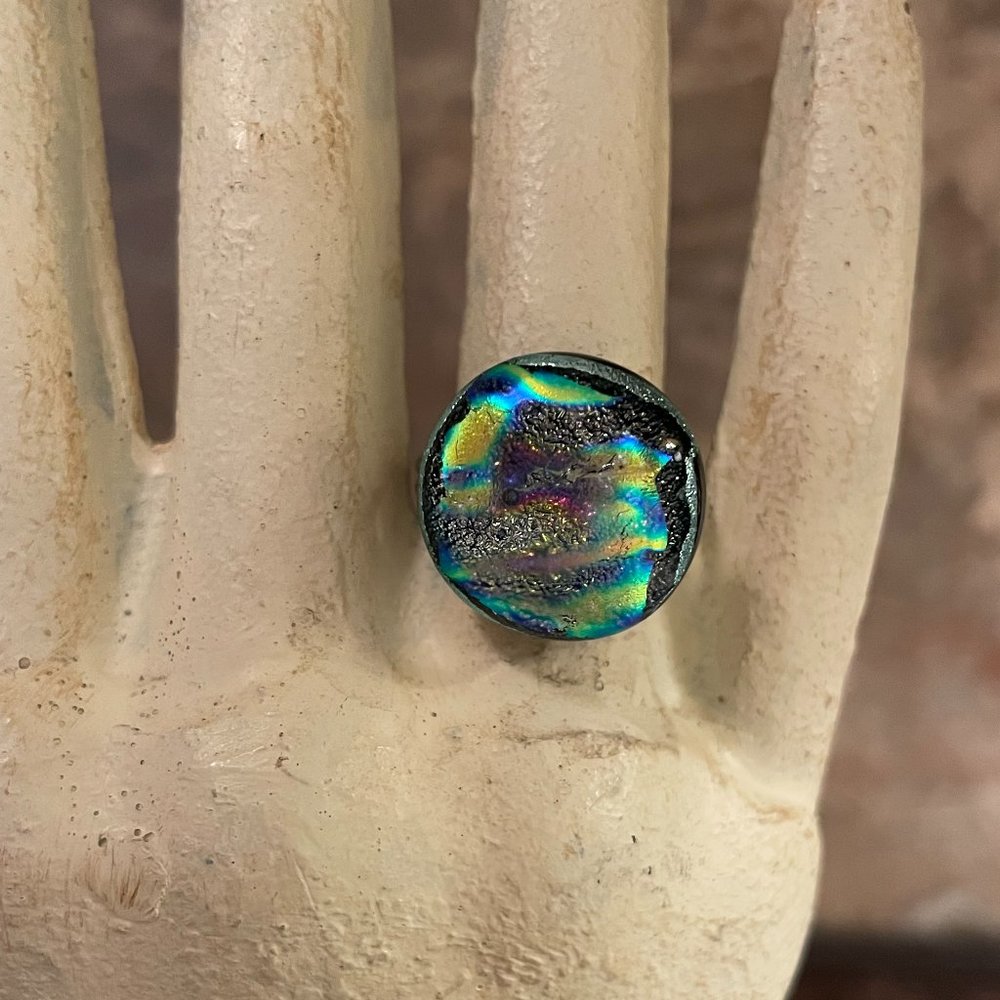 RENAISSANCE FAIR Gorgeous Glass Art Ring Size 7 (but adjustable)